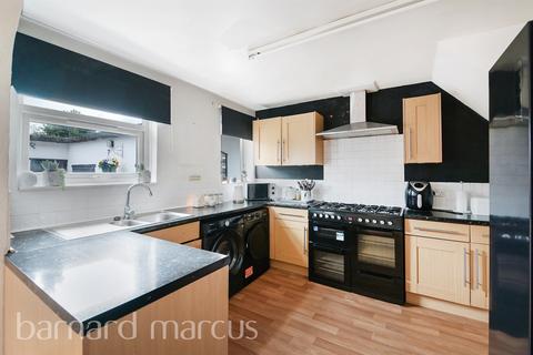 3 bedroom end of terrace house for sale, Oakleigh Way, Mitcham