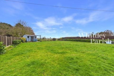3 bedroom detached bungalow for sale, High Road, Roydon