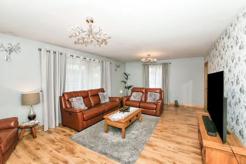 5 bedroom detached house for sale, Gull Road, Guyhirn, Wisbech