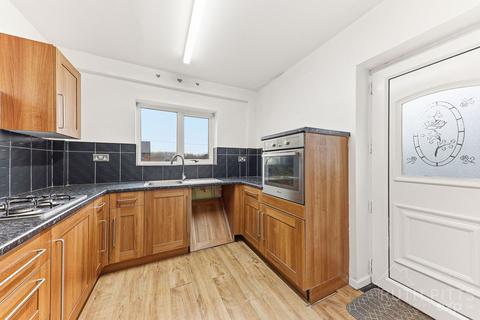3 bedroom semi-detached house for sale, Wakefield Road, Pontefract WF7