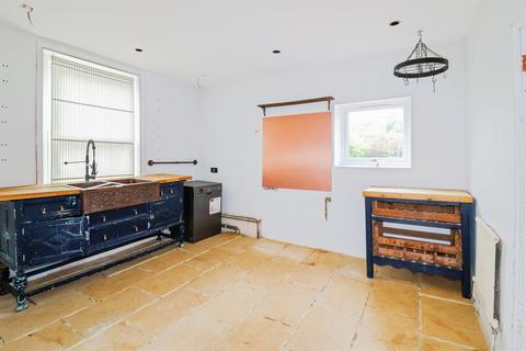 5 bedroom detached house for sale, Victoria Road, Diss