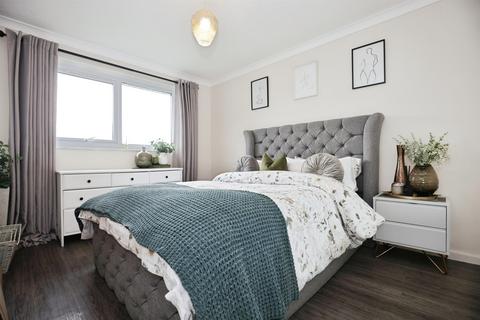 1 bedroom flat for sale, Thorn Hill, Northampton