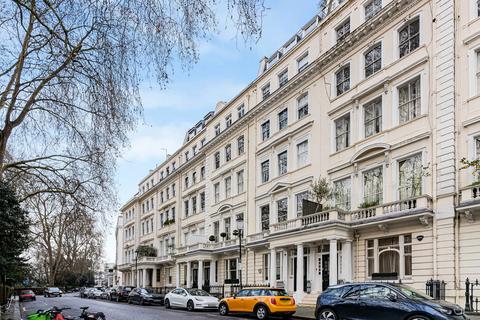 2 bedroom flat for sale, Cornwall Gardens, London, SW7