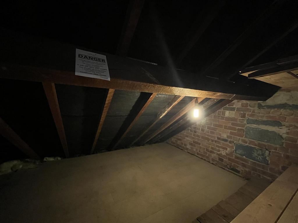 Storage Eves