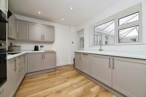 undefined, Tison Garth, Anlaby, Hull