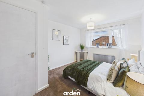 undefined, Shelley Close, Catshill, B61