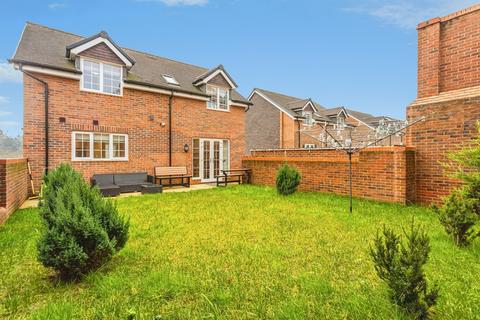 4 bedroom detached house for sale, Hurstfield Crescent, Haywards Heath