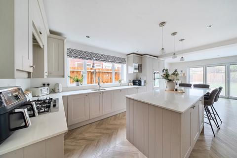 4 bedroom detached house for sale, Jenkins Avenue, Bricket Wood, St. Albans