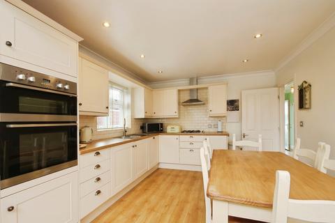4 bedroom detached bungalow for sale, Osbaldwick Lane, York