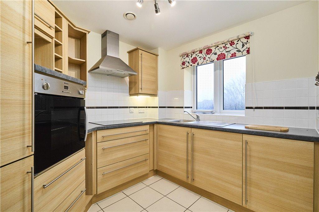 Apartment in Leeds, Shadwell - More