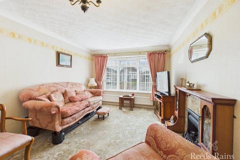 2 bedroom bungalow for sale, Benwell Close, Durham TS19