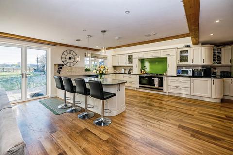 6 bedroom detached house for sale, Chapel Lane, Long Marston, TRING