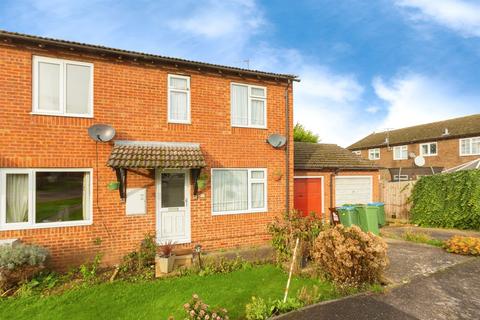 3 bedroom end of terrace house for sale, Picasso Place, Aylesbury
