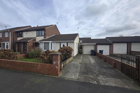 2 bedroom bungalow to rent, Raleigh Close, South Shields