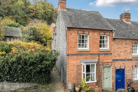 3 bedroom end of terrace house for sale, Chapel Place, Arthur Street, Montgomery