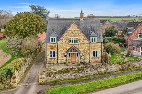 4 bedroom detached house for sale, Hardwick Village, Hardwick, Northamptonshire NN9