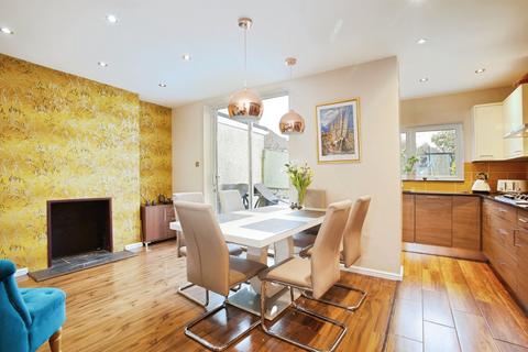 undefined, Queen Alexandra Road, Salisbury