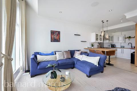 1 bedroom apartment for sale, Coral Row, London