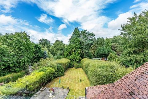 4 bedroom semi-detached house for sale, Snatts Hill, Oxted