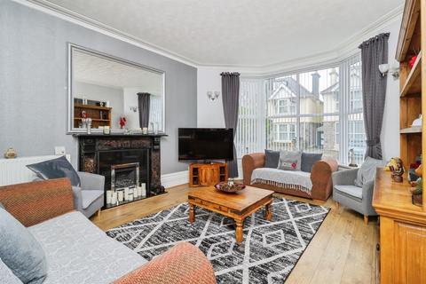 undefined, Morgan Avenue, Torquay