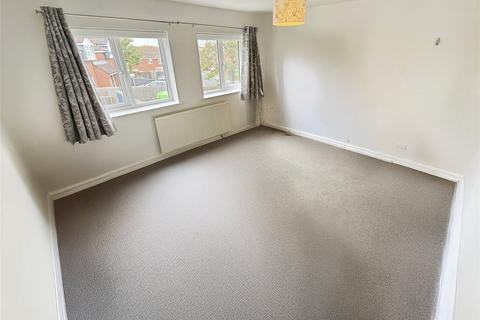 1 bedroom end of terrace house to rent, Queens Rise, Burton-on-Trent DE13