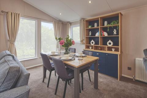 2 bedroom park home for sale, Carlton Meres Holiday Park