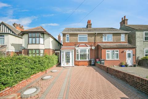 Main Road, Harwich