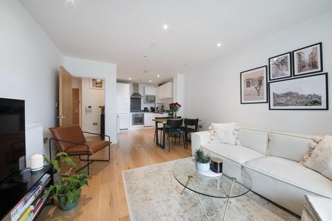 1 bedroom apartment for sale, Thanet Tower, 6 Caxton Street North, London, E16
