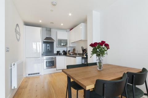 1 bedroom apartment for sale, Thanet Tower, 6 Caxton Street North, London, E16