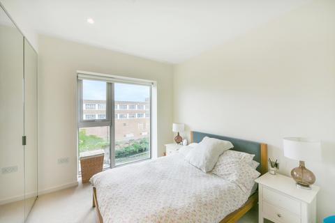 1 bedroom flat to rent, Lillie Square, London, SW6