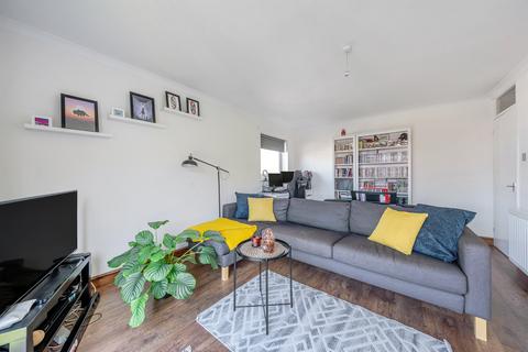 2 bedroom flat for sale, Eskdale, London Colney, St. Albans