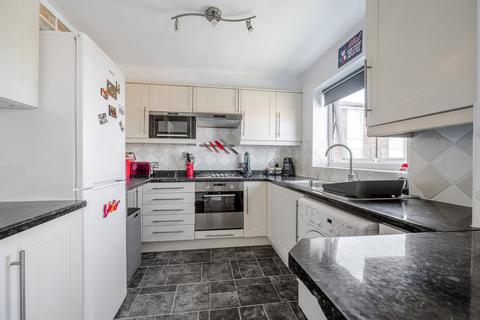 2 bedroom flat for sale, Eskdale, London Colney, St. Albans
