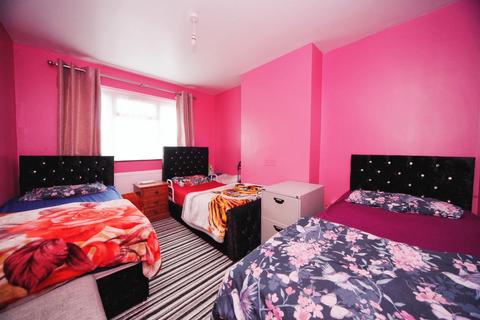 undefined, Poplar Avenue, Luton