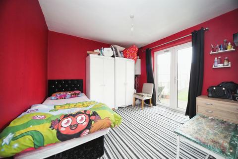 undefined, Poplar Avenue, Luton