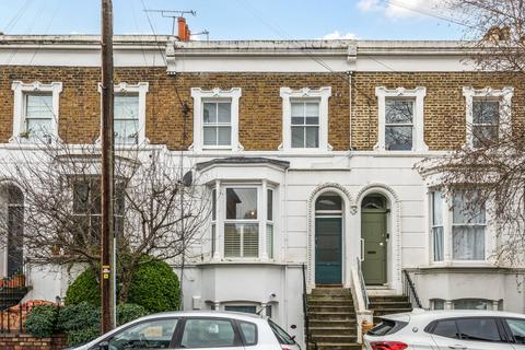 Kings Grove, London