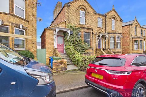 4 bedroom semi-detached house for sale, St. Johns Avenue, Scarborough