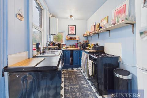 4 bedroom semi-detached house for sale, St. Johns Avenue, Scarborough