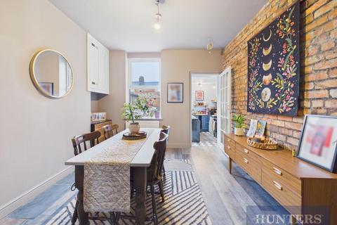 4 bedroom semi-detached house for sale, St. Johns Avenue, Scarborough
