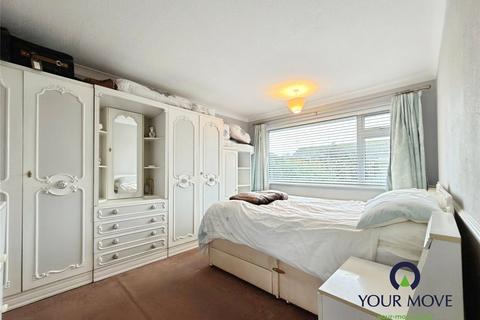 2 bedroom bungalow for sale, Windermere Avenue, Kent CT11