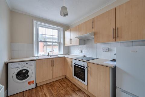 1 bedroom apartment to rent, Church Road Great Bookham