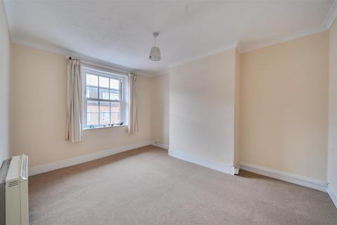1 bedroom apartment to rent, Church Road Great Bookham