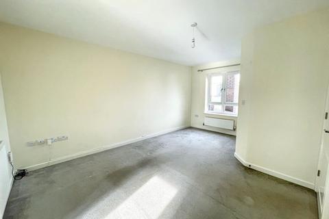 3 bedroom terraced house to rent, Tricorn Close, Torquay, TQ2