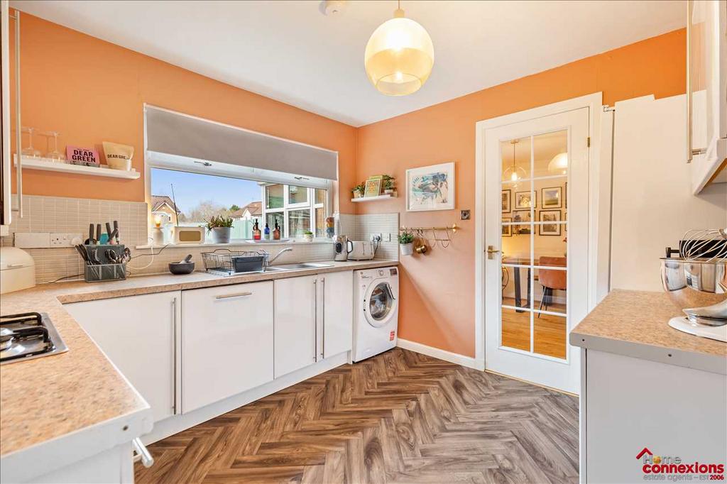 Kitchen (2)