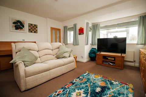 3 bedroom terraced house for sale, Scarborough Road, Filey YO14