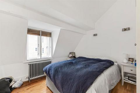 1 bedroom flat to rent, Charlotte Street, London W1T