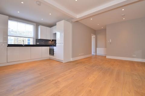 2 bedroom flat to rent, Deerdale Road, London, SE24