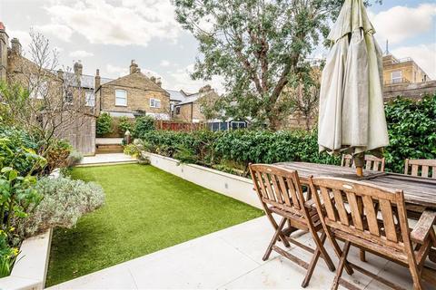 2 bedroom terraced house for sale, Liverpool Grove, London SE17