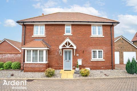 4 bedroom detached house for sale, Repertor Drive, Maldon