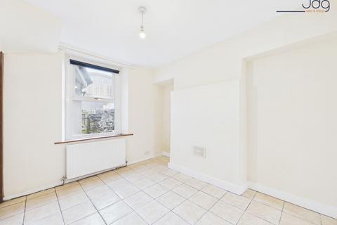 3 bedroom terraced house to rent, De Vitre Street, Lancaster, LA1