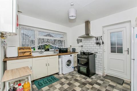 3 bedroom detached bungalow for sale, Ashlawn Drive, BOSTON